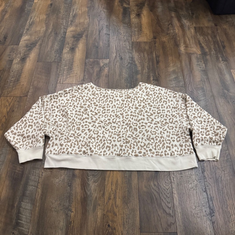 Aerie Leopard Print Cropped Sweatshirt XL Tan Cream Animal Print Pullover Cozy - Picture 5 of 5